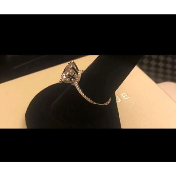 3.75 Ct. Starburst Flower Design Diamonique Engagement Ring Sz 9~925 Sterling - Picture 6 of 7